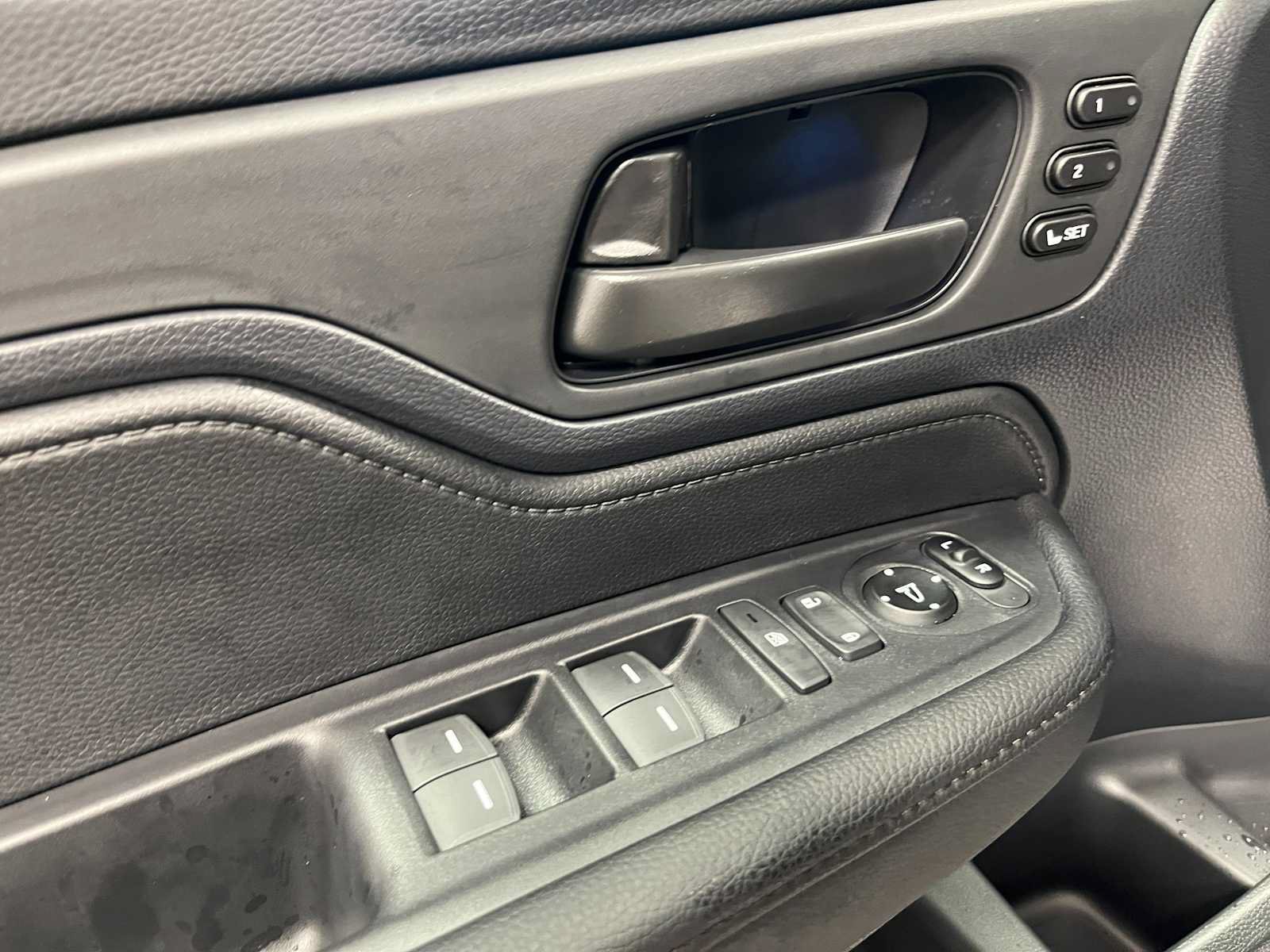 New 2027 Honda Odyssey EX-L image 13