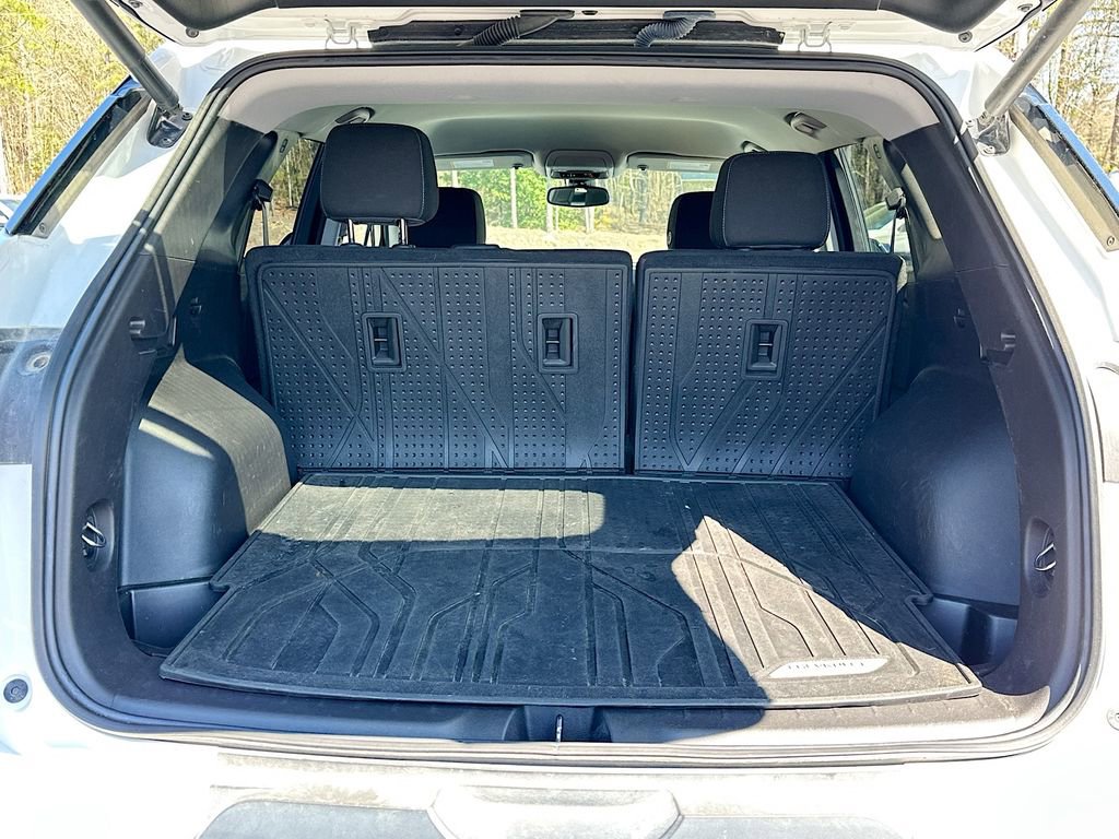 Used 2024 Chevrolet Blazer LT w/ Convenience Package image 16