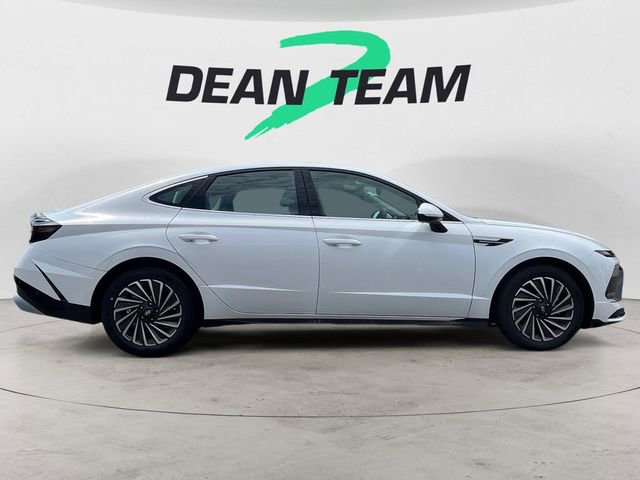 New 2025 Hyundai Sonata SEL FWD image 8