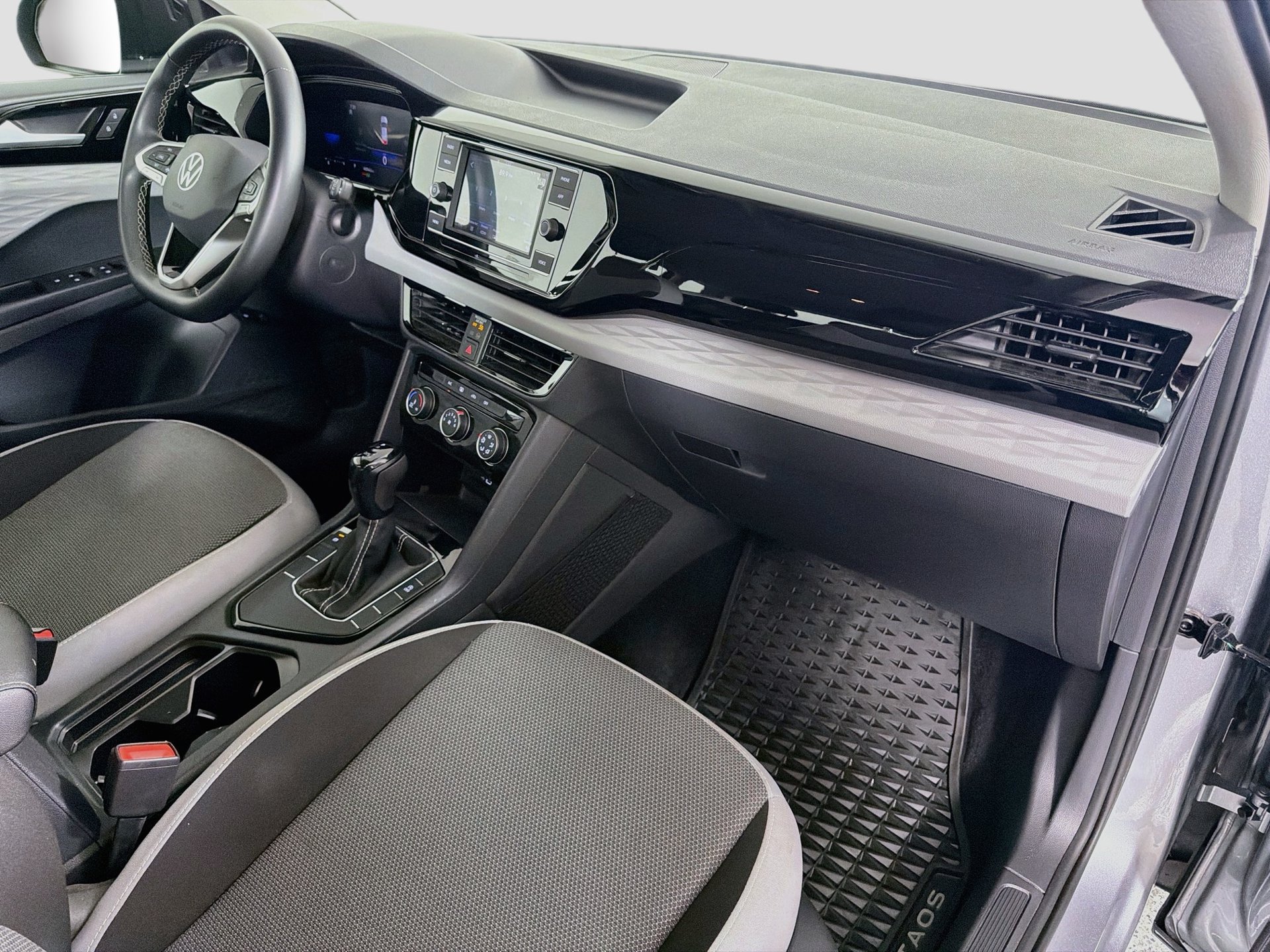 Certified 2023 Volkswagen Taos S FWD image 26