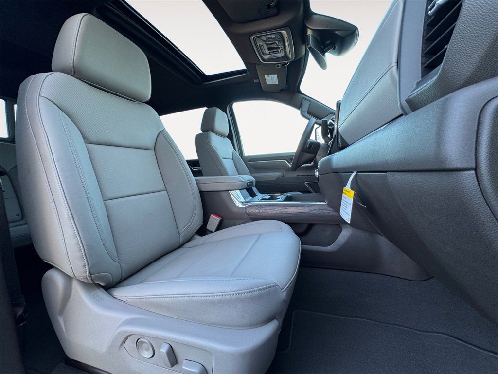 New 2026 GMC Sierra 2500 SLT image 15