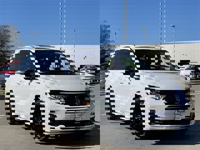 Certified 2026 Honda Odyssey Sport-L image 2