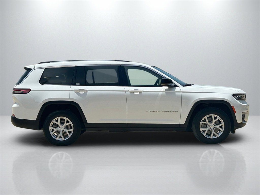 Used 2023 Jeep Grand Cherokee L Limited image 4