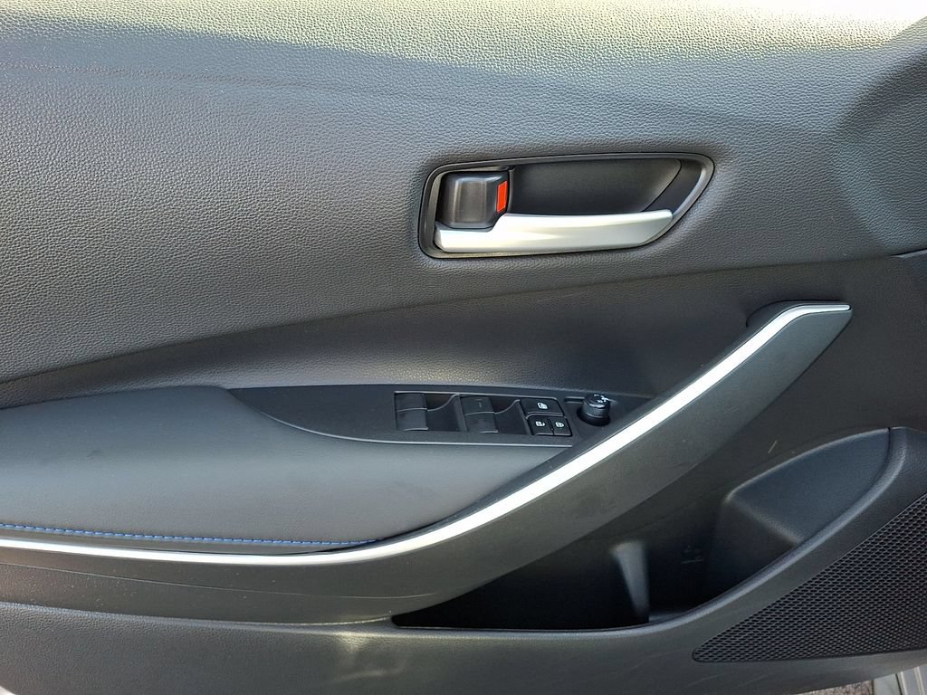 Certified 2022 Toyota Corolla SE w/ SE Premium Package FWD image 13
