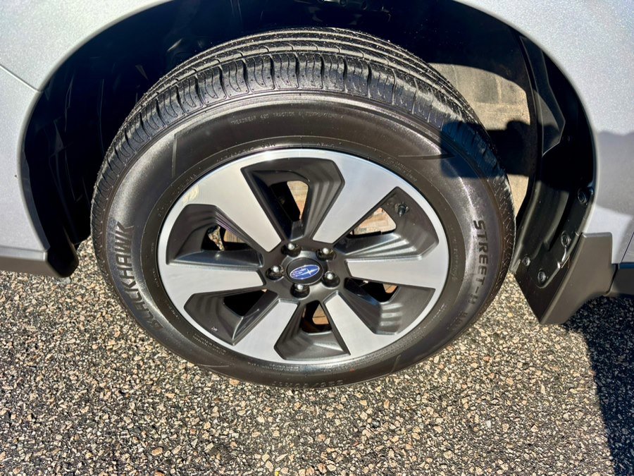 Used 2017 Subaru Forester 2.5i w/ Alloy Wheel Package image 32