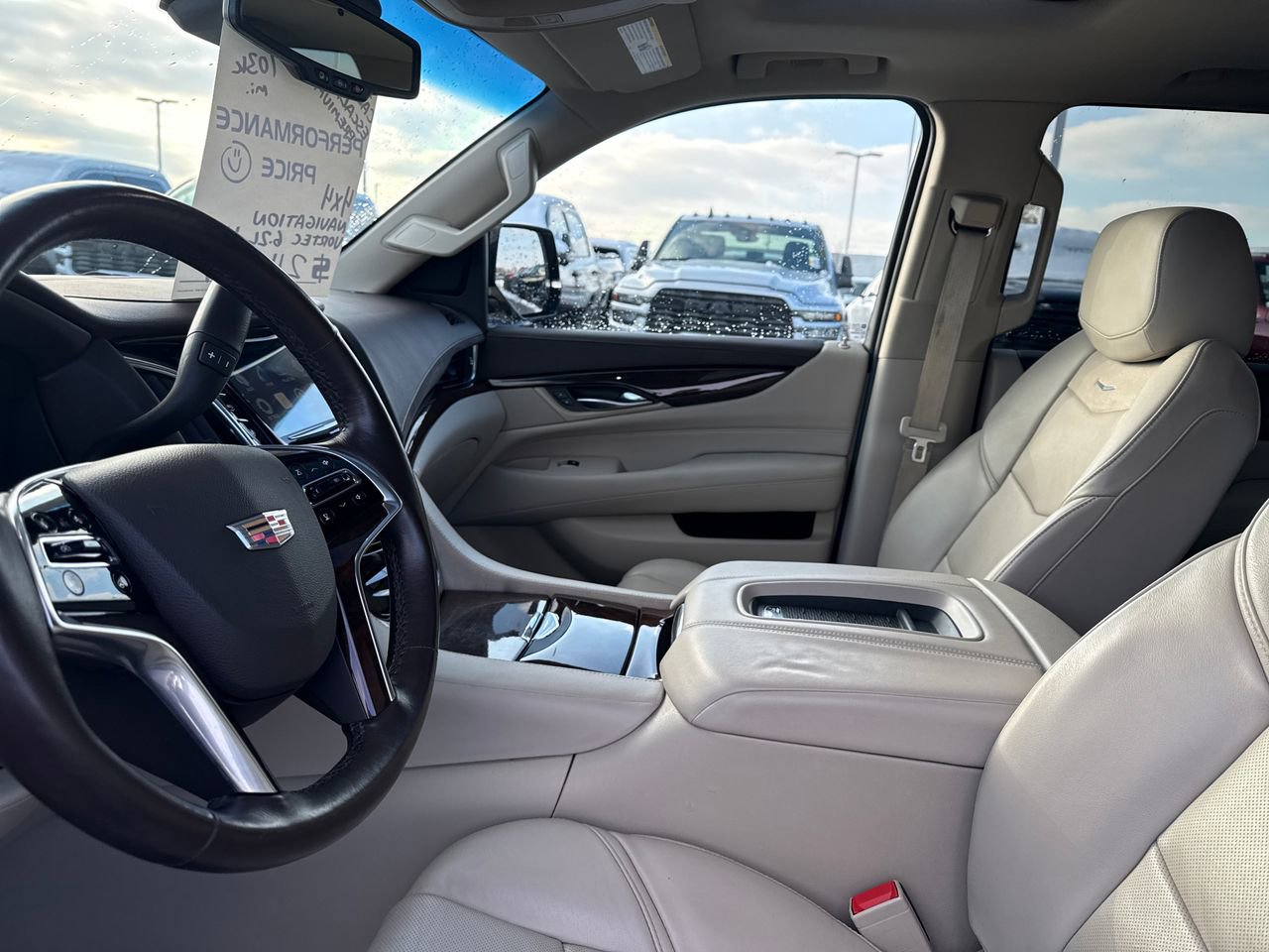 Used 2016 Cadillac Escalade Premium image 13