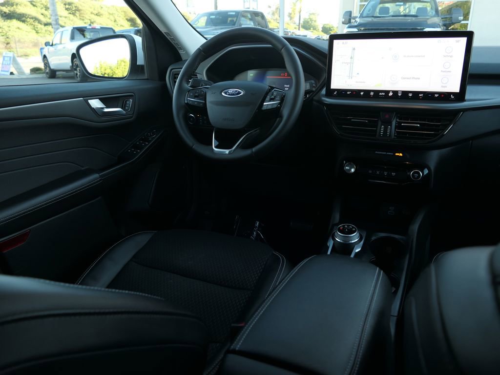 Used 2023 Ford Escape SE image 26