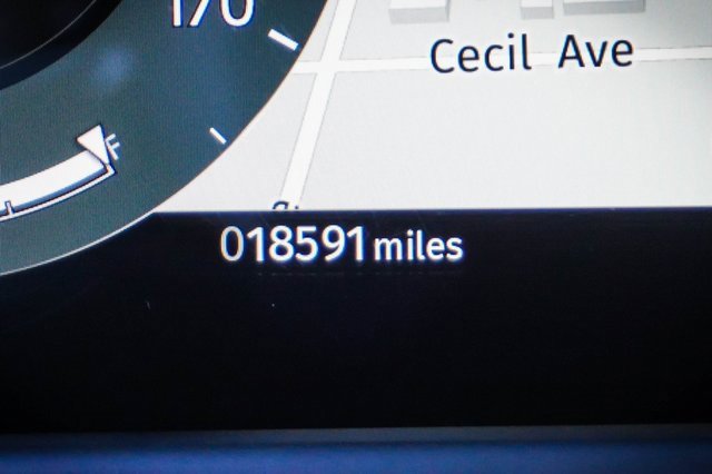 Used 2024 Land Rover Range Rover Velar Dynamic SE image 9