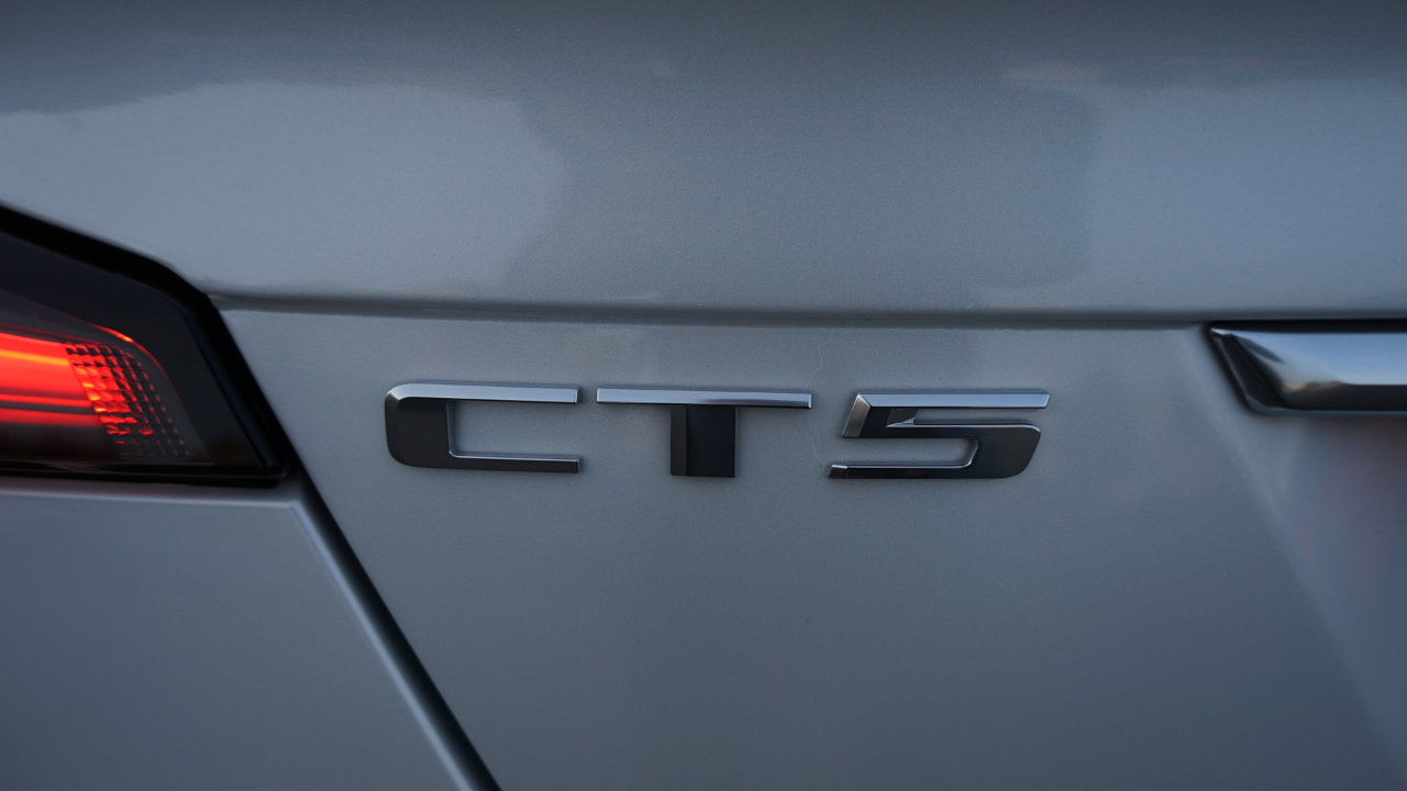 Used 2025 Cadillac CT5 Sport image 5
