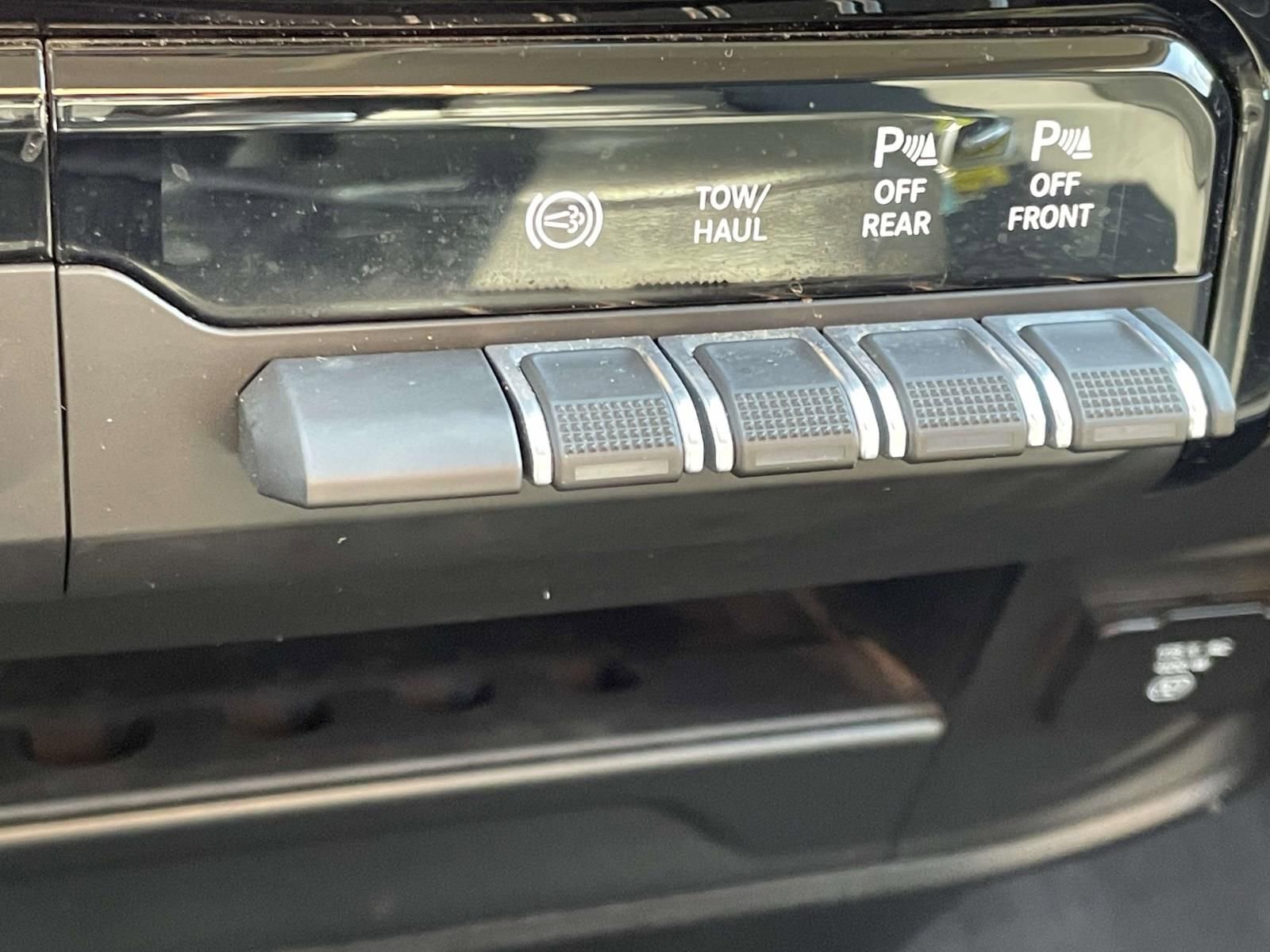 Used 2024 RAM 2500 Laramie w/ Safety Group image 19