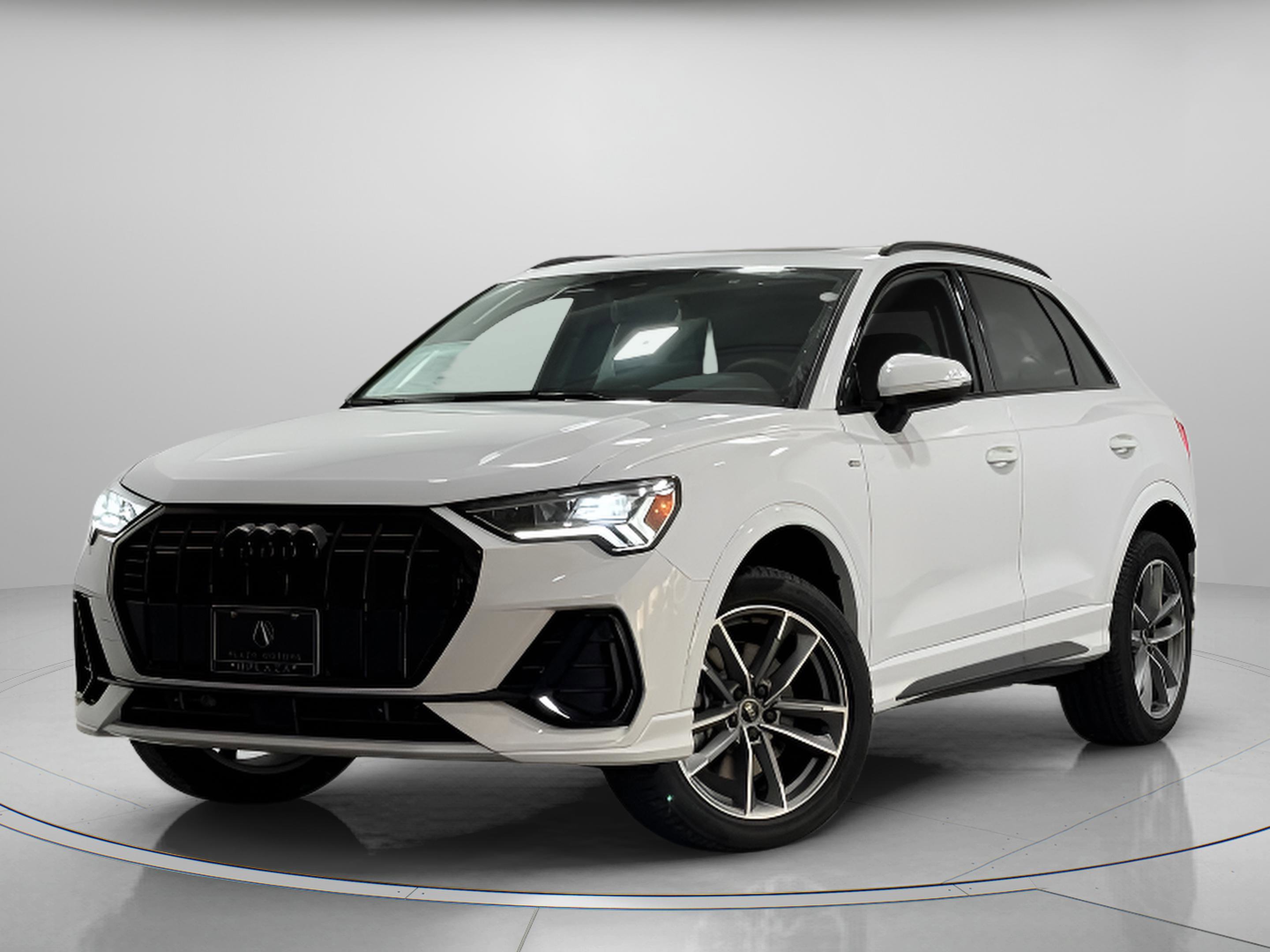 New 2025 Audi Q3 2.0T Premium image 2