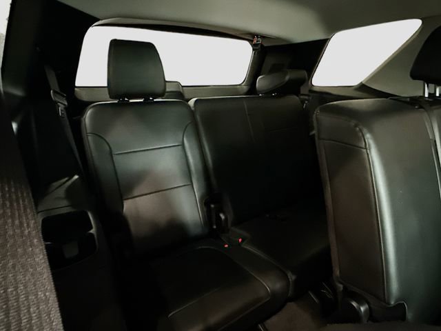 Used 2020 Chevrolet Traverse LT image 27