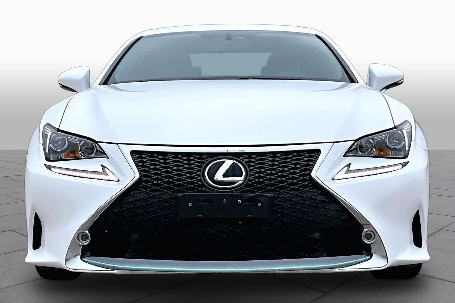 Used 2016 Lexus RC 200t RWD image 4