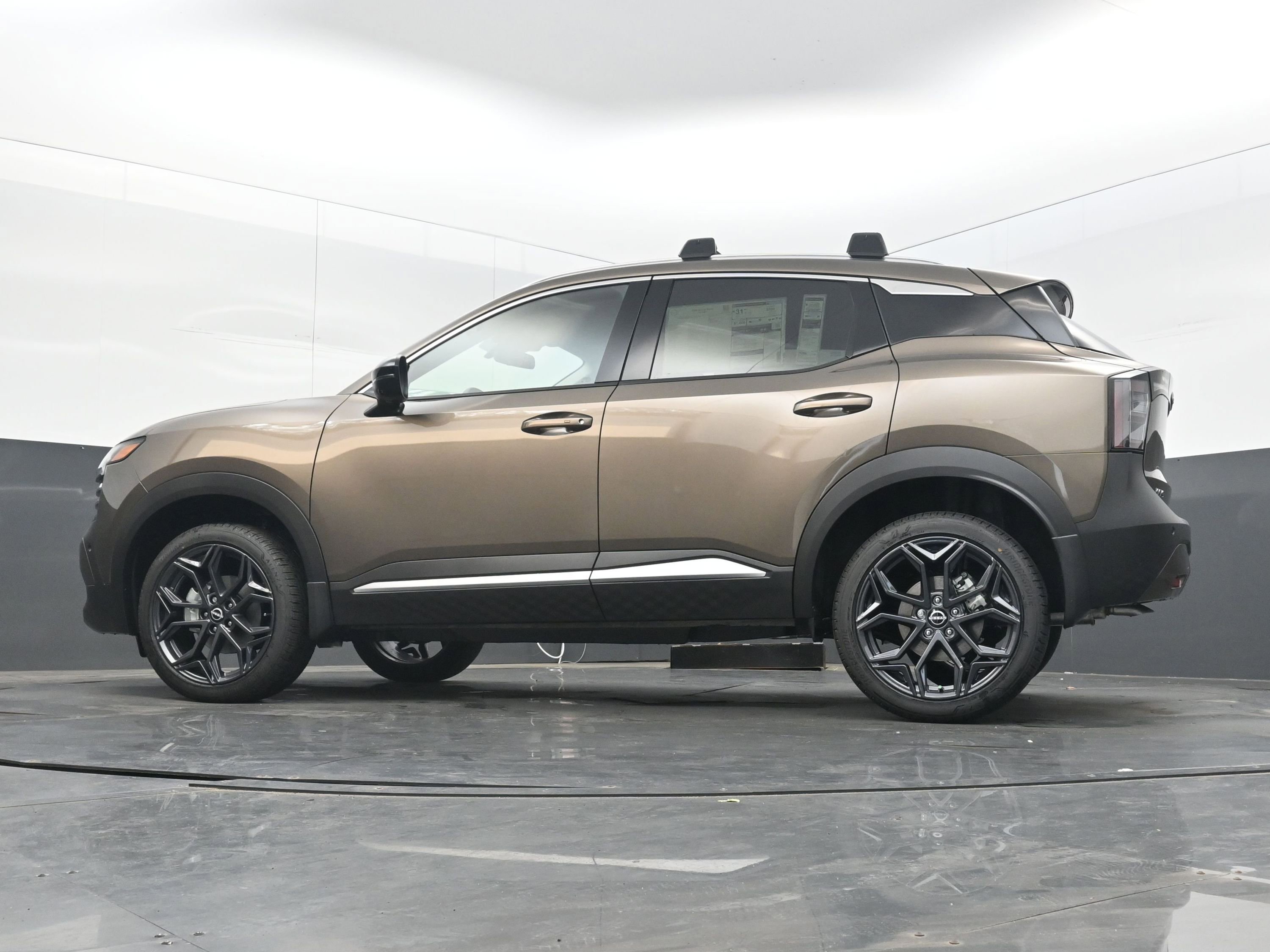 New 2026 Nissan Kicks SR image 26