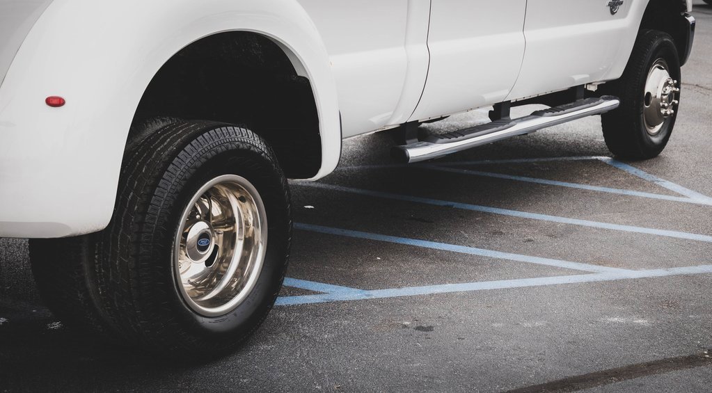 Used 2015 Ford F350 Lariat w/ Lariat Ultimate Package image 31