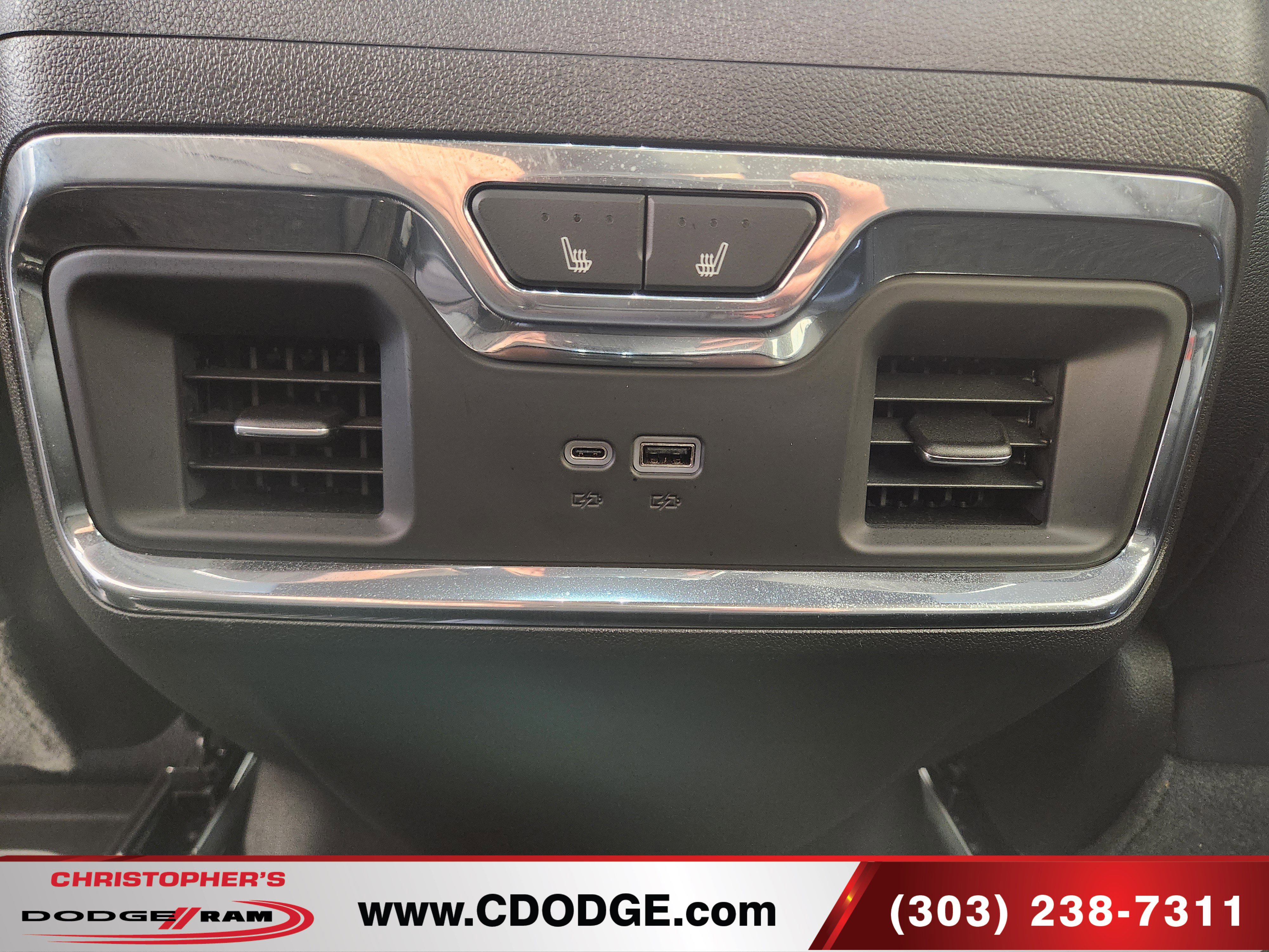 Used 2024 Chevrolet Silverado 2500 High Country w/ High Country Premium Package AWD/4WD image 32