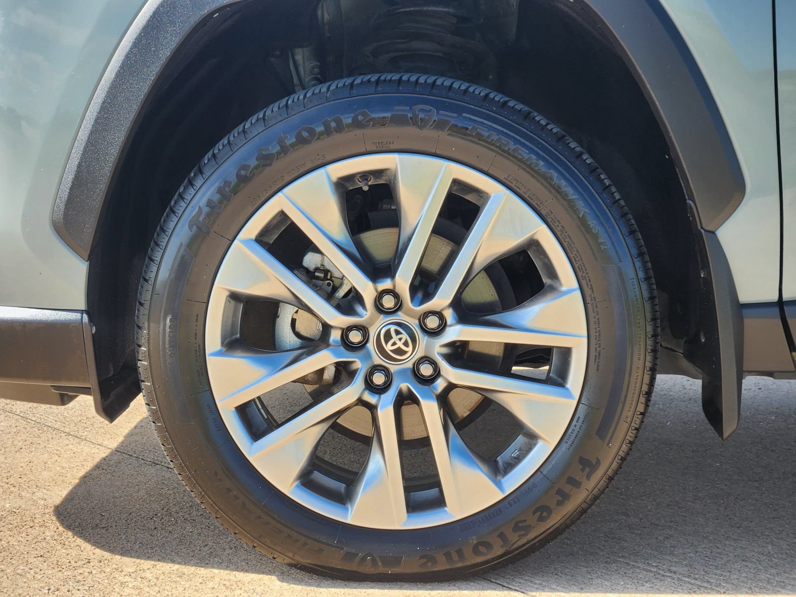 Used 2023 Toyota RAV4 XLE Premium FWD image 14