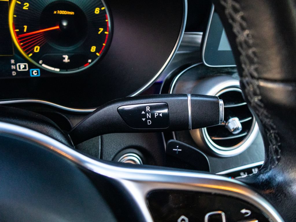 Used 2020 Mercedes-Benz GLC 300 image 39