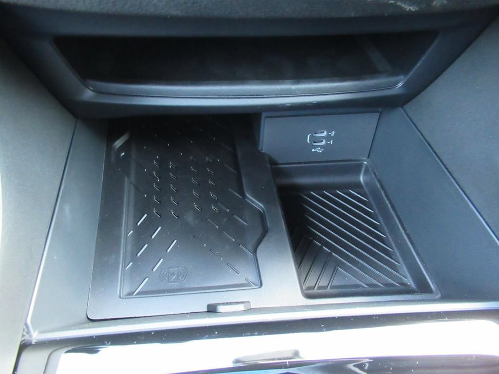 New 2027 Chrysler Pacifica Limited FWD image 27