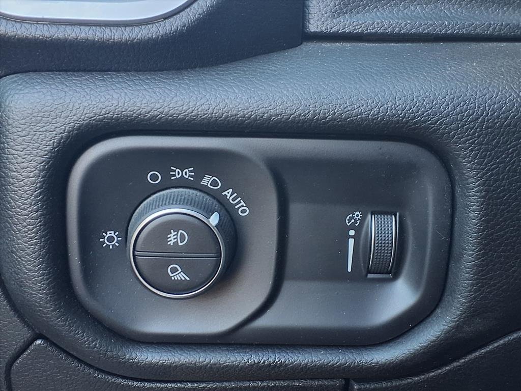 Used 2023 RAM 1500 Big Horn image 8