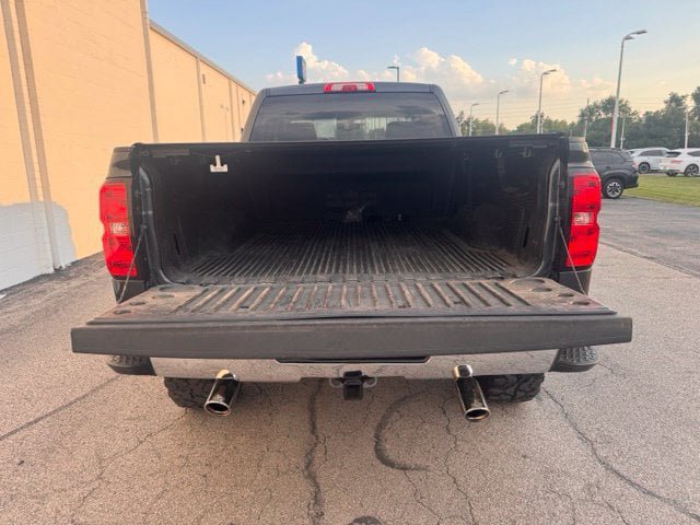 Used 2019 Chevrolet Silverado 1500 LT AWD/4WD image 8