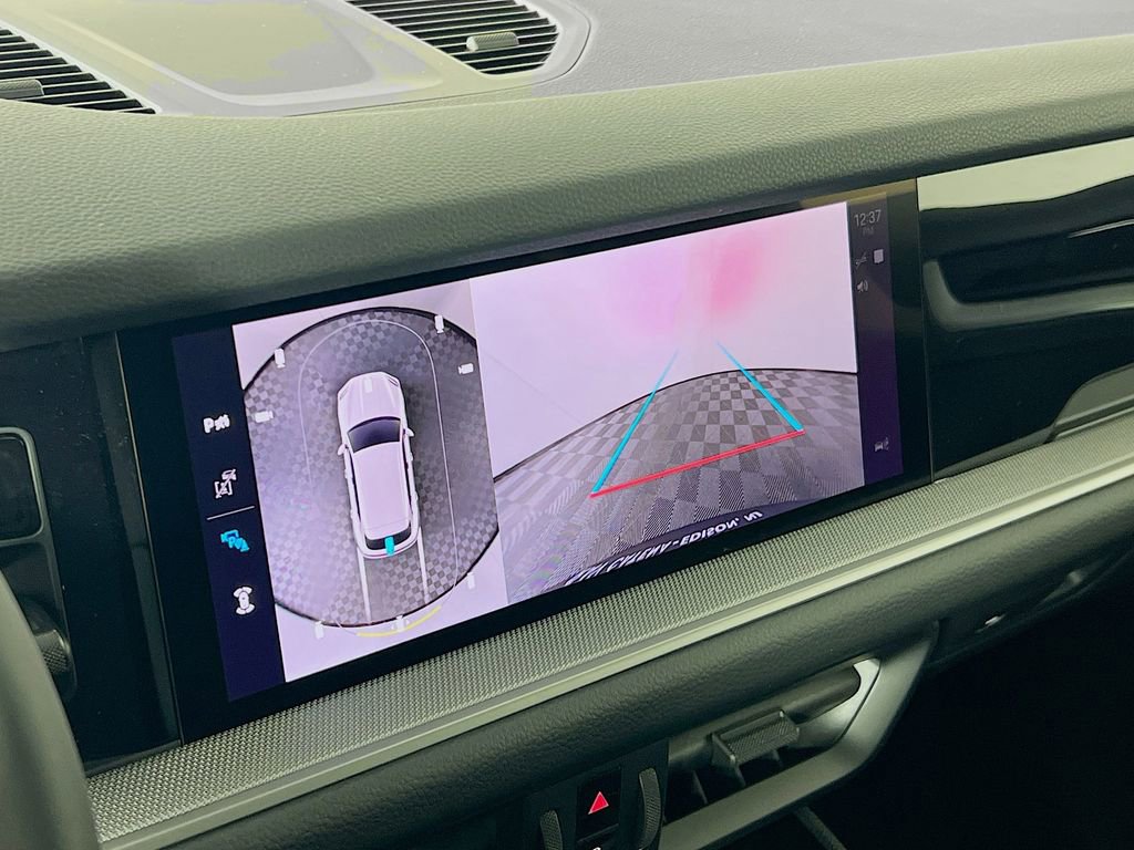 New 2026 Porsche Cayenne image 17