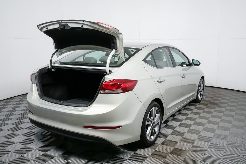 Used 2017 Hyundai Elantra Limited image 26