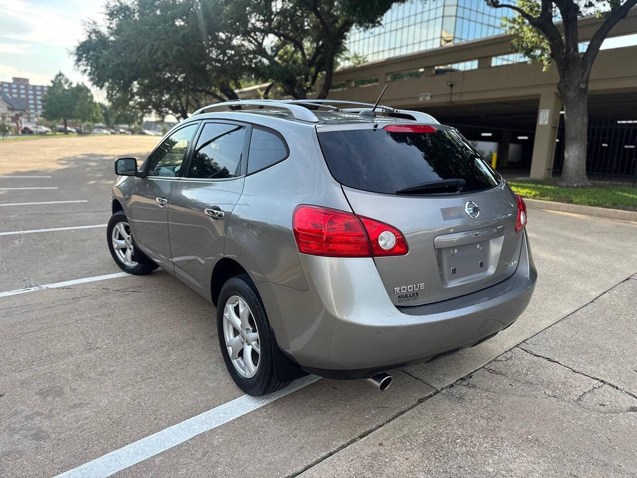 Used 2010 Nissan Rogue SL w/ Premium Pkg AWD/4WD image 5