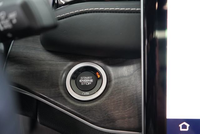 Used 2022 Jeep Grand Cherokee Limited 4xe image 22