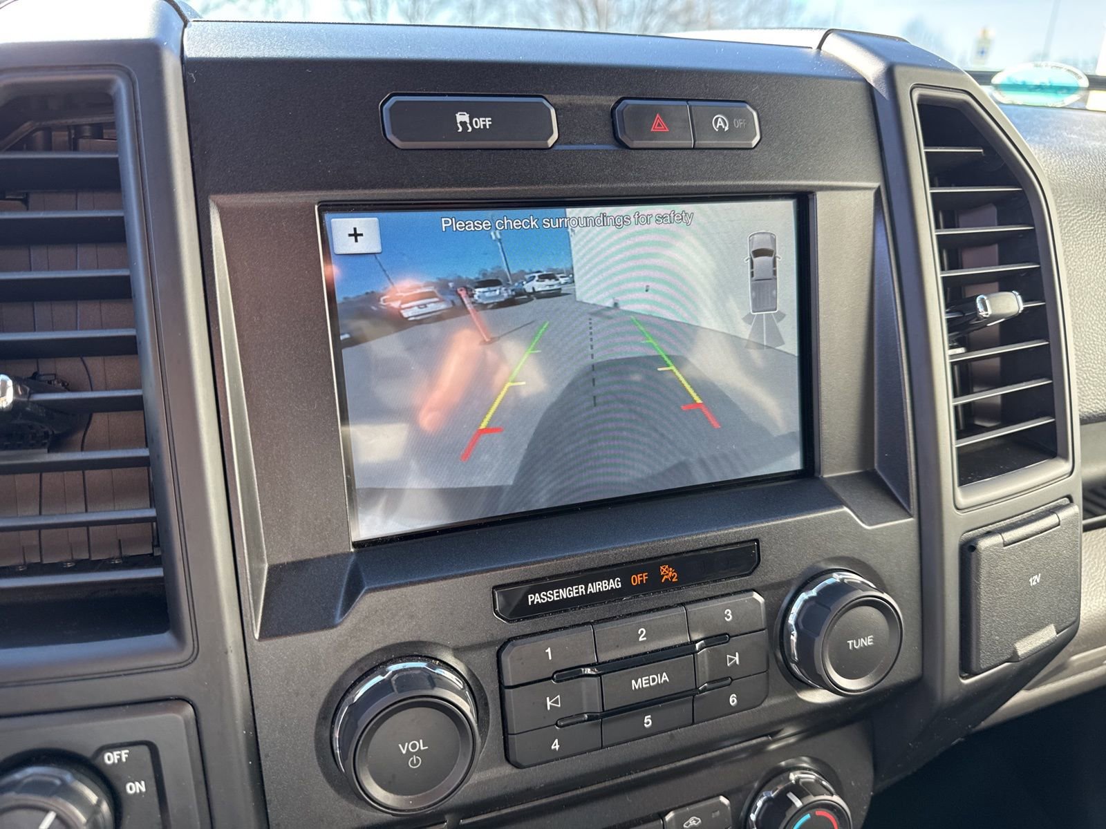 Used 2018 Ford F150 XL w/ Equipment Group 101A Mid image 19