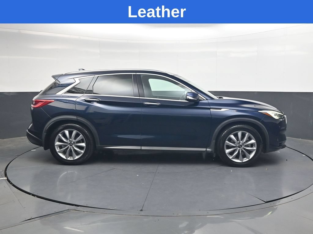 Used 2020 INFINITI QX50 Luxe w/ Navigation Package AWD/4WD image 3