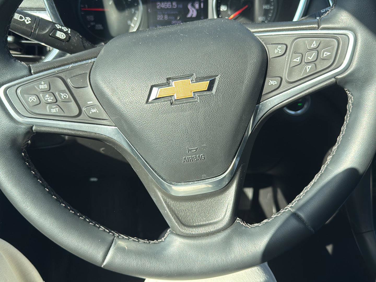 Used 2023 Chevrolet Equinox LT FWD image 12
