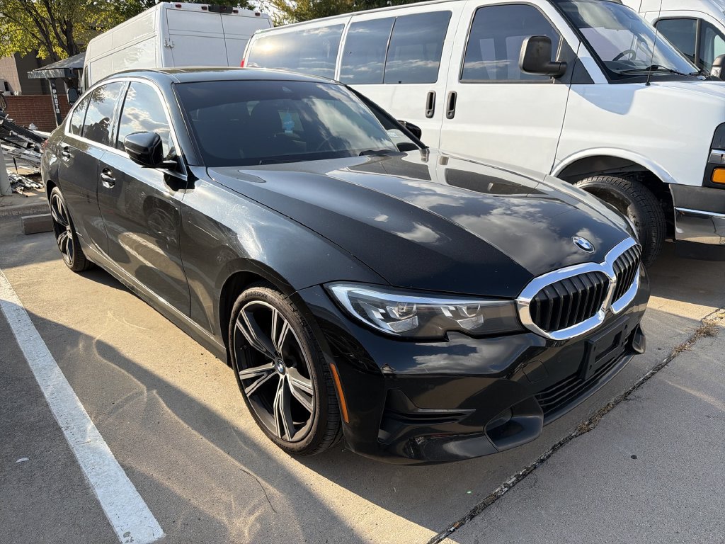 Used 2020 BMW 330i Sedan w/ Driving Assistance Package RWD image 1
