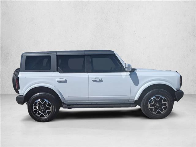 Used 2024 Ford Bronco Outer Banks AWD/4WD image 4