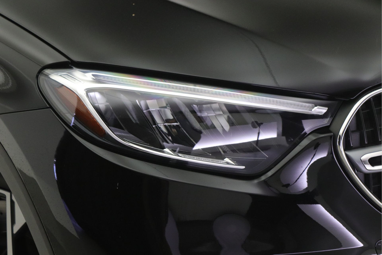 Certified 2025 Mercedes-Benz GLC 350e 4MATIC image 25