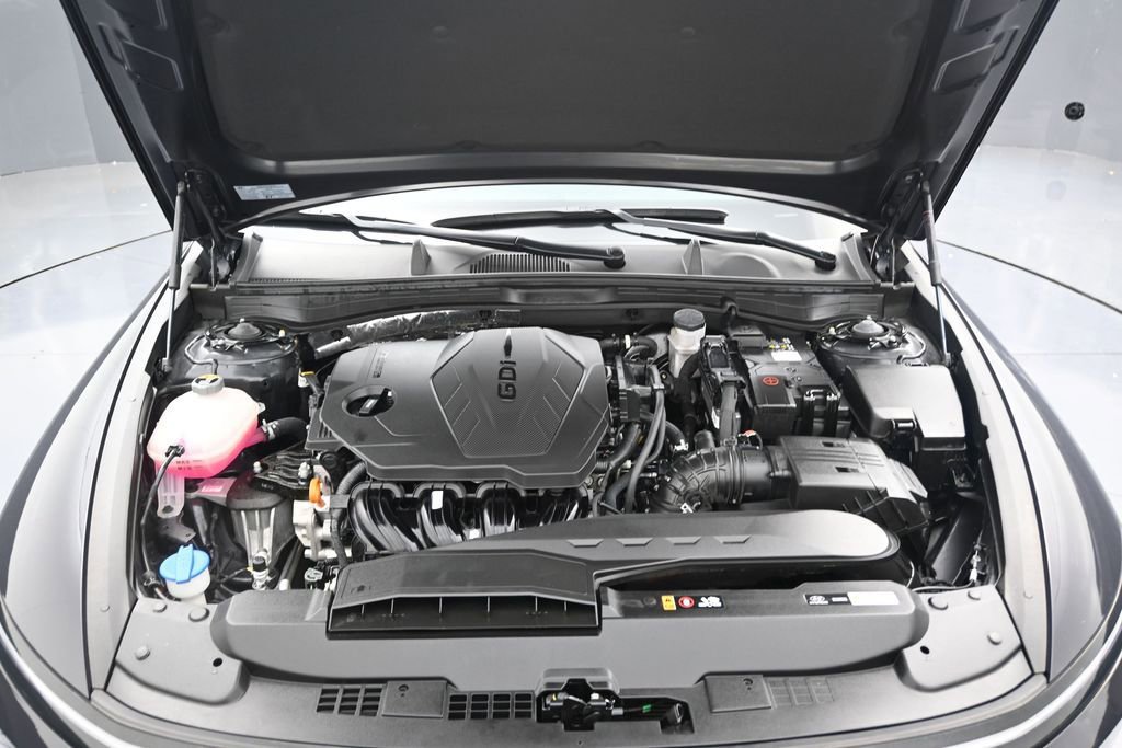 Used 2024 Hyundai Sonata SEL w/ Convenience Package FWD image 12