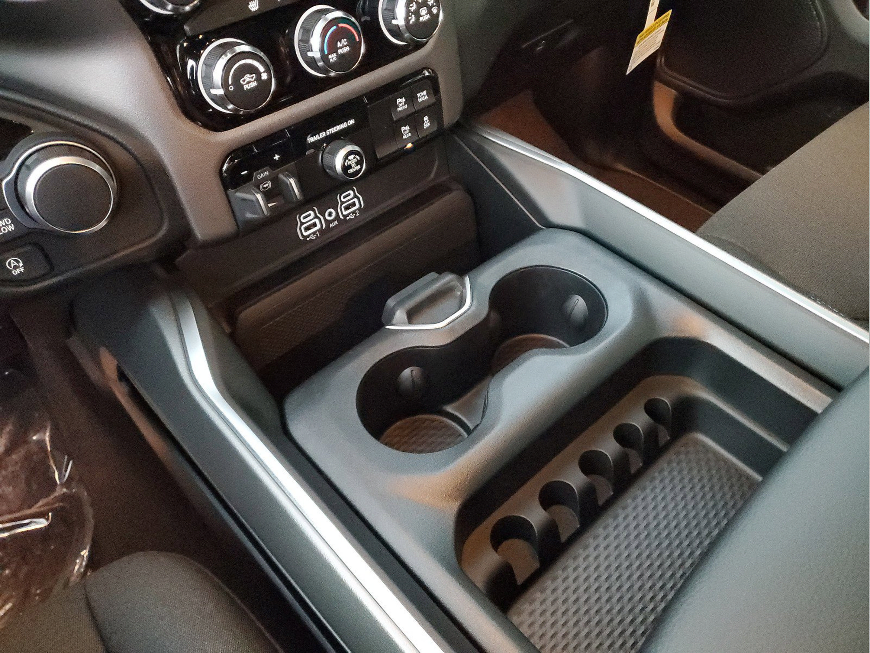 New 2026 RAM 1500 Big Horn AWD/4WD image 32