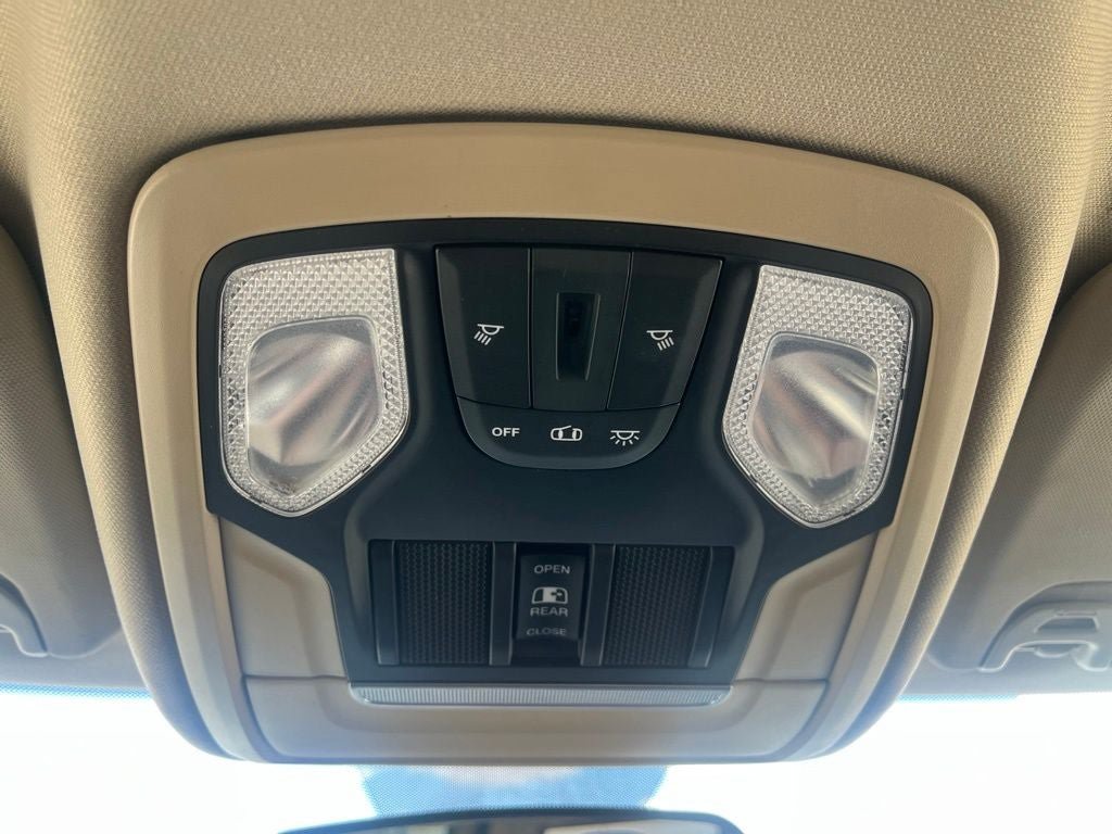 Used 2019 RAM 2500 Tradesman AWD/4WD image 32