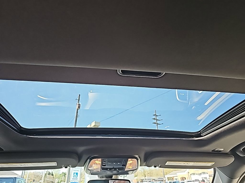 Used 2020 Jeep Grand Cherokee Limited w/ Trailer Tow Group IV AWD/4WD image 22