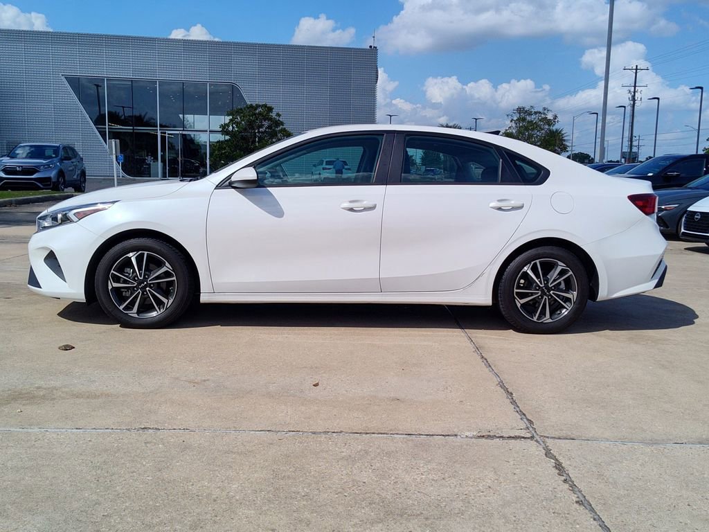 Used 2023 Kia Forte LXS image 4