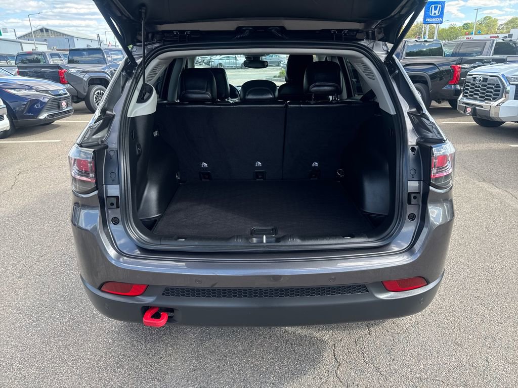 Used 2022 Jeep Compass Trailhawk w/ Trailhawk Elite Group AWD/4WD image 7