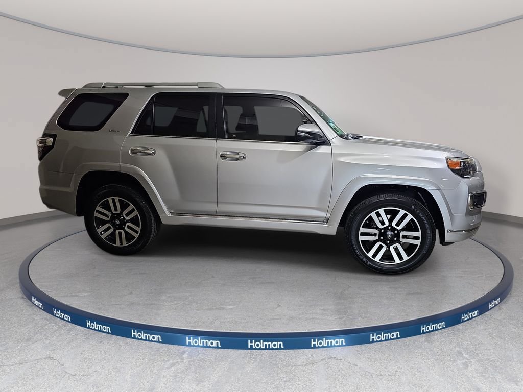 Used 2015 Toyota 4Runner Limited AWD/4WD image 5