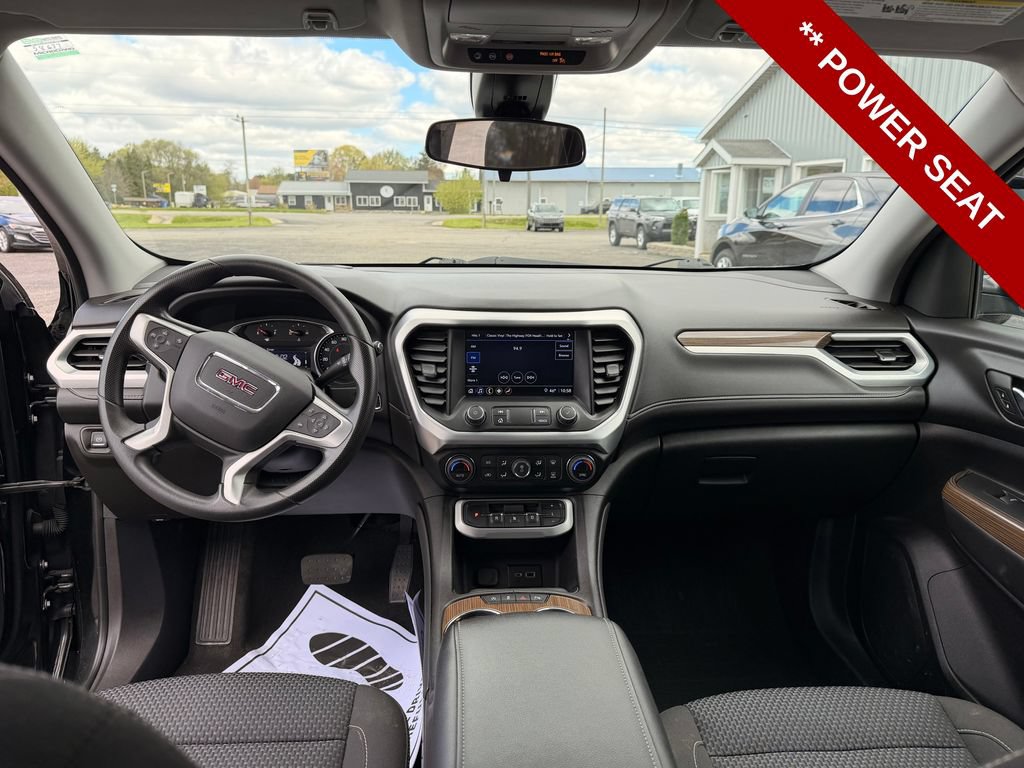 Used 2023 GMC Acadia SLE AWD/4WD image 16