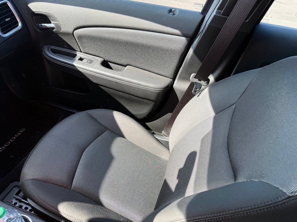 Used 2013 Dodge Avenger SE FWD image 19