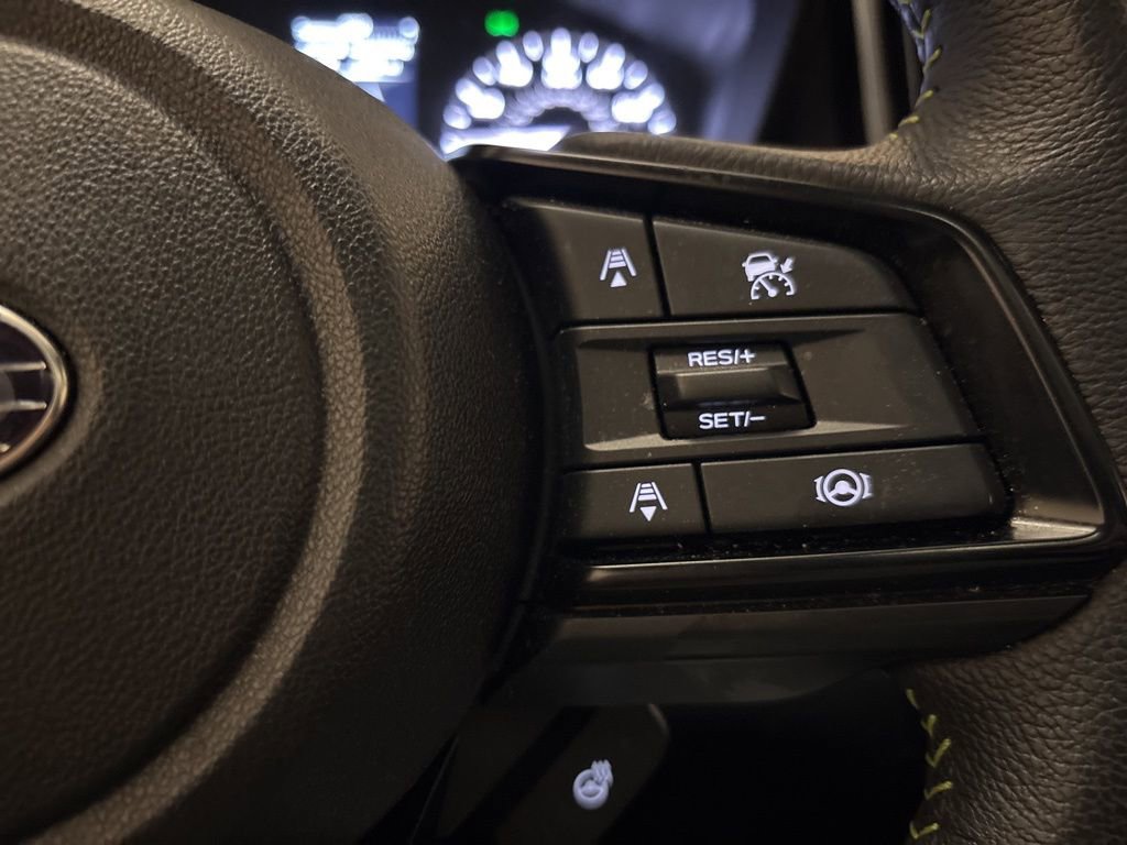 Used 2023 Subaru Ascent Onyx Edition AWD/4WD image 17