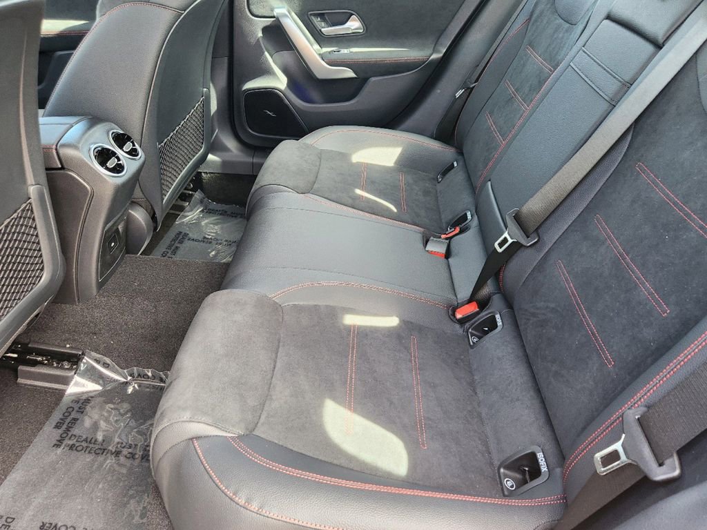 New 2025 Mercedes-Benz CLA 250 4MATIC image 13