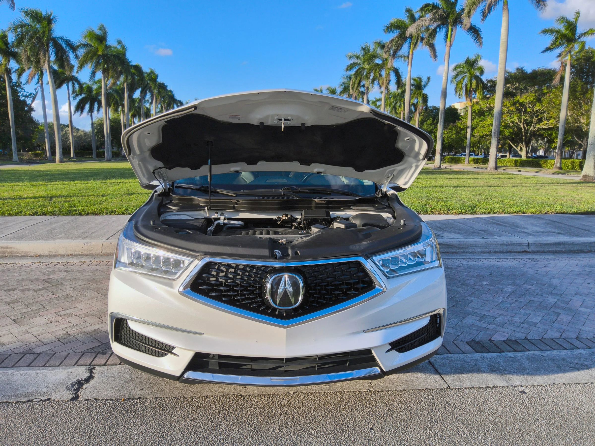 Used 2020 Acura MDX SH-AWD image 42