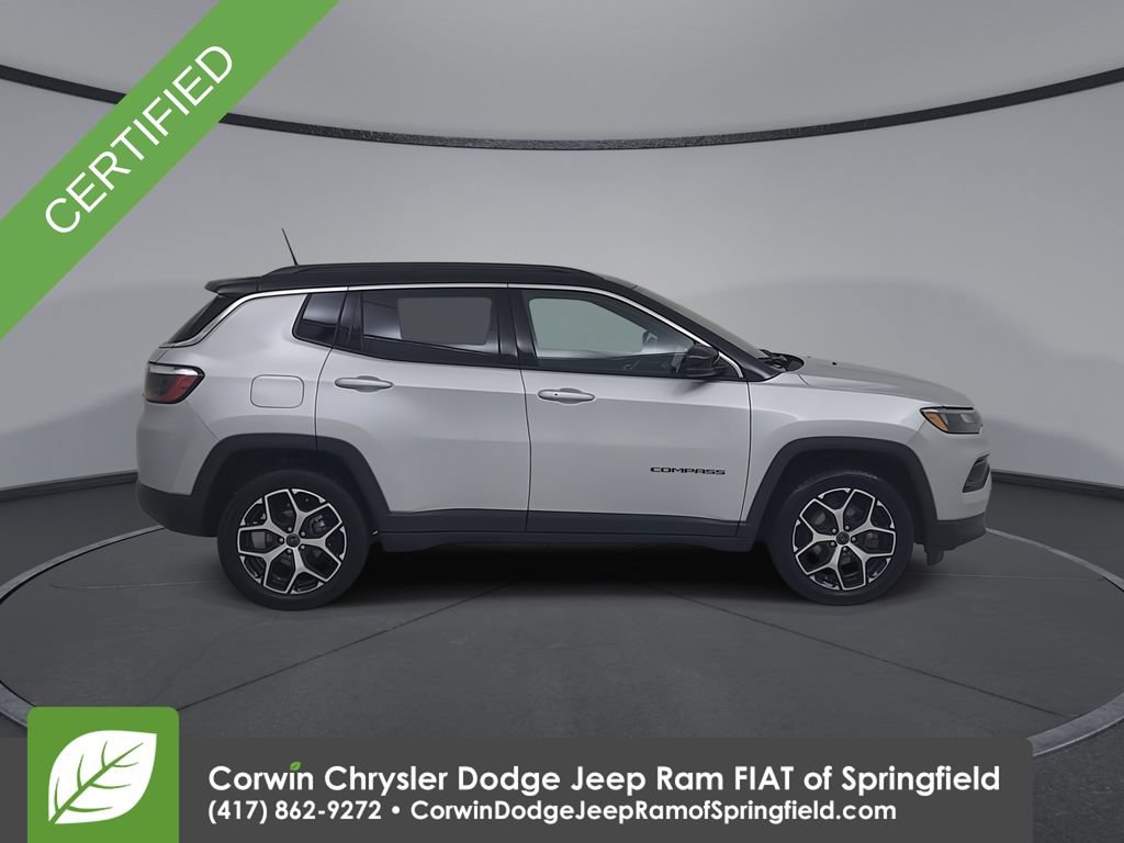 Certified 2025 Jeep Compass Limited AWD/4WD image 2