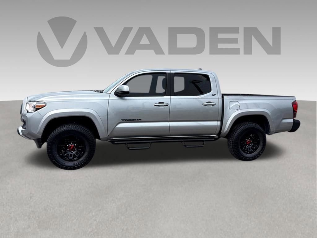 Used 2021 Toyota Tacoma SR5 RWD image 23