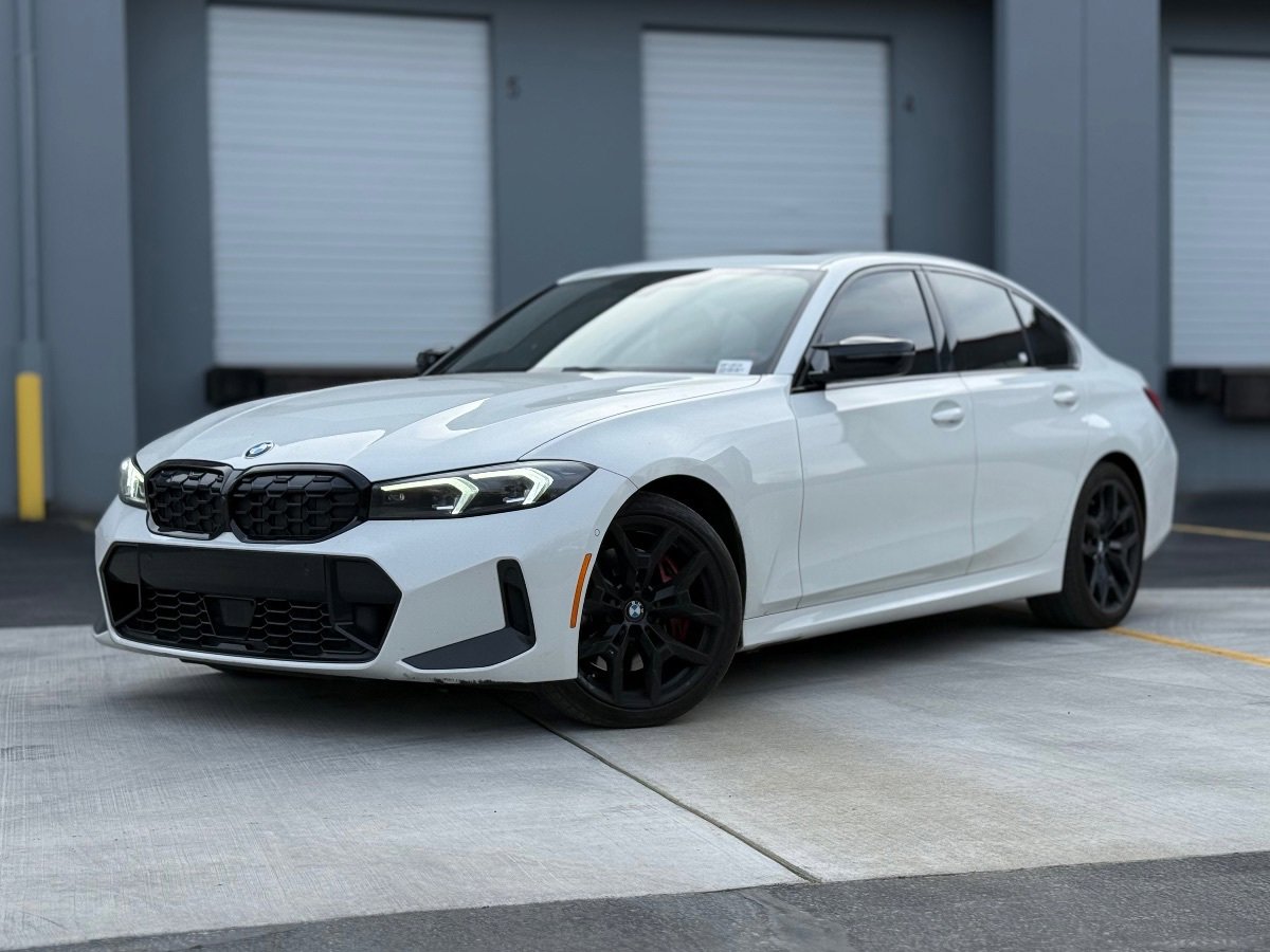 Used 2025 BMW M340i xDrive w/ Premium Package image 3